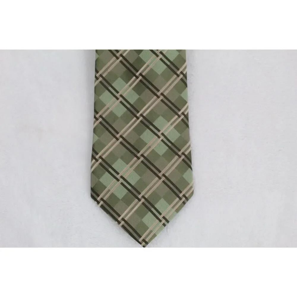Geoffrey Beene 100% Silk Tie Green Gold Plaid Men Necktie